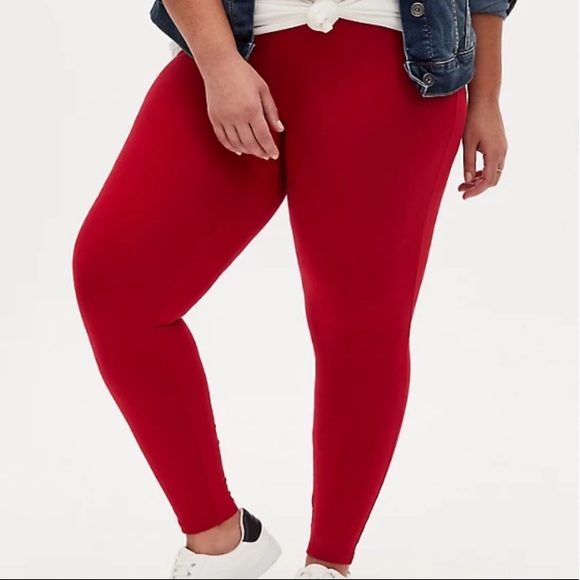 torrid Pants - EUC TORRID RED PLUS SIZE PREMIUM STRETCHY LEGGINGS